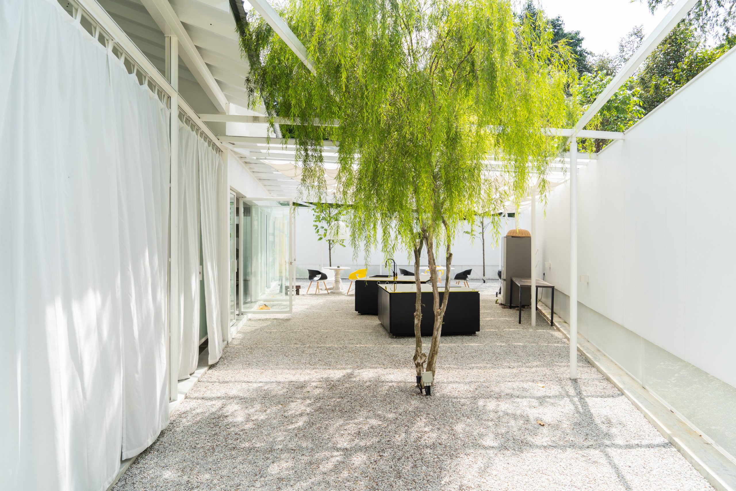 A Home for Art and Solitude - Design Anthology